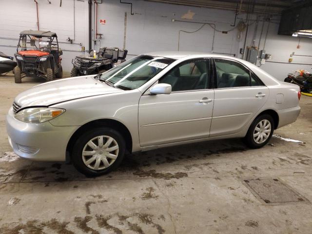 TOYOTA CAMRY 2005 4t1be30k85u412692