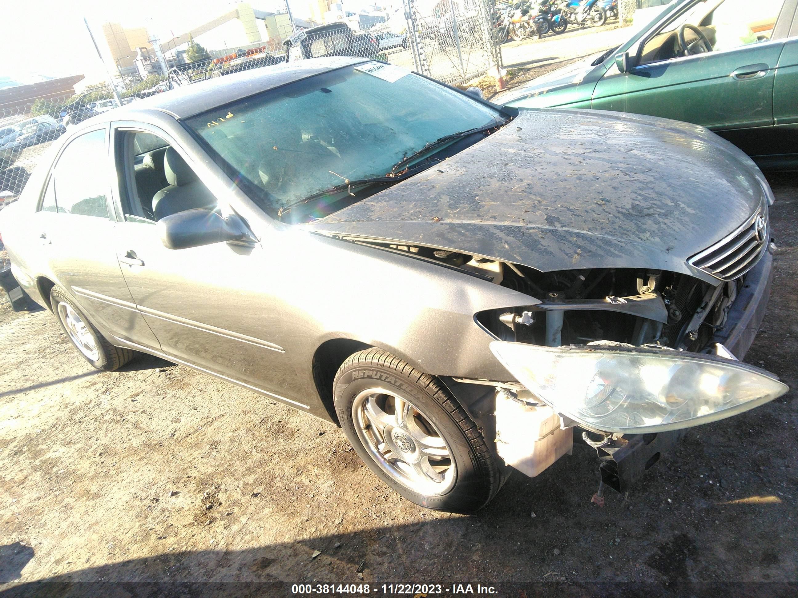 TOYOTA CAMRY 2005 4t1be30k85u584351