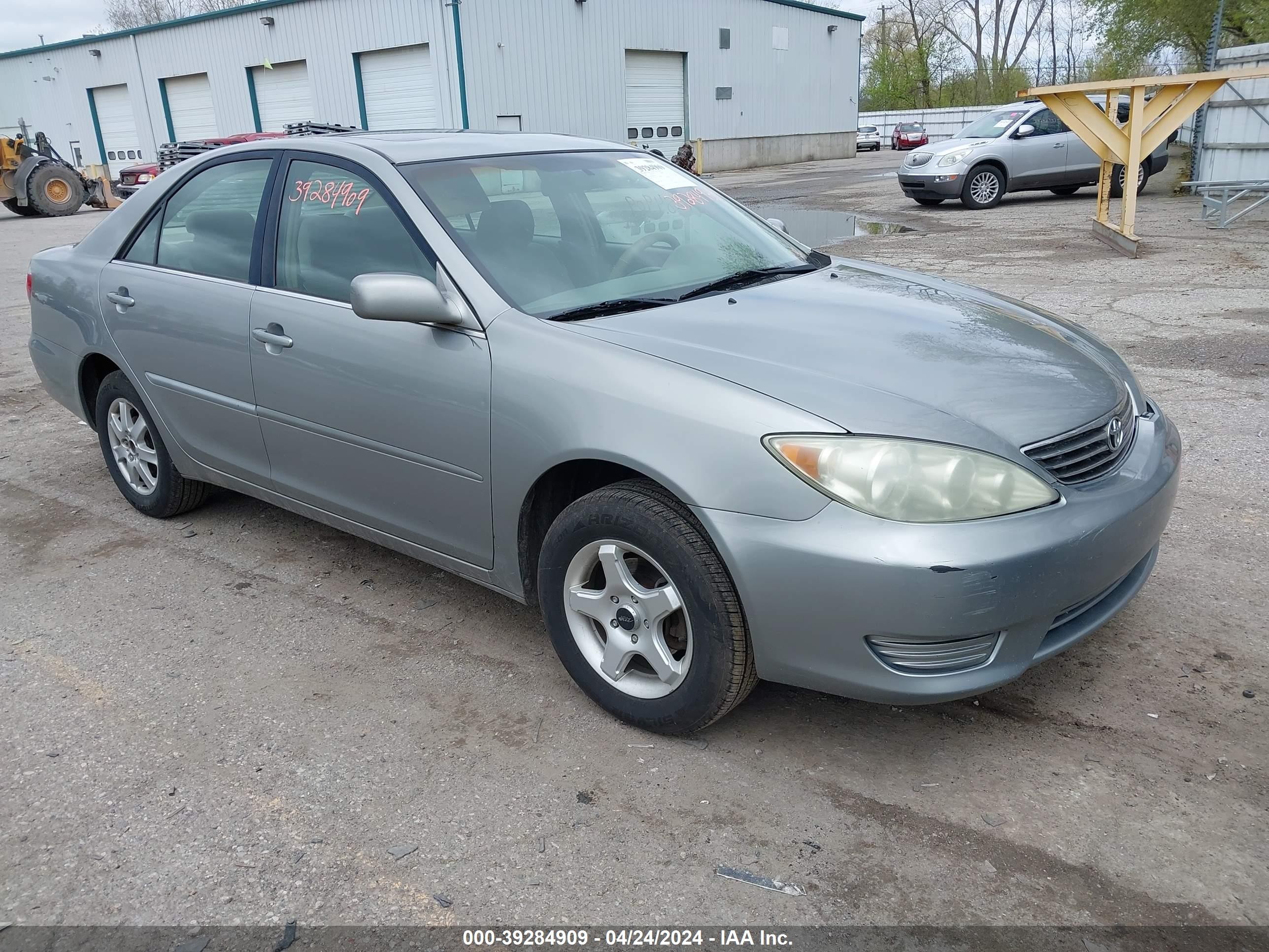 TOYOTA CAMRY 2005 4t1be30k85u955542