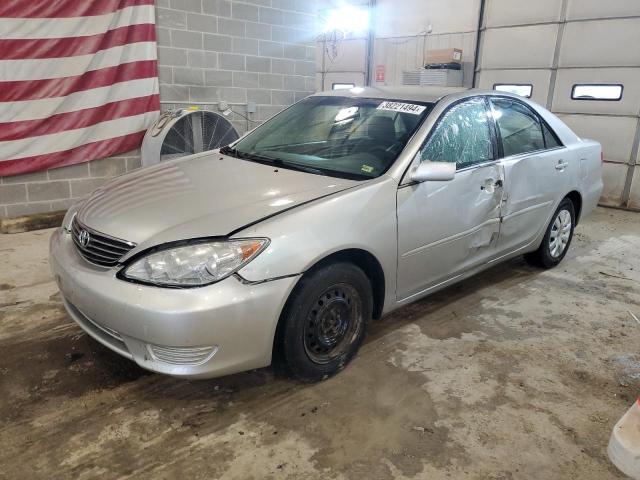 TOYOTA CAMRY 2005 4t1be30k95u392694