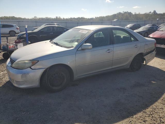 TOYOTA CAMRY LE 2005 4t1be30kx5u026050