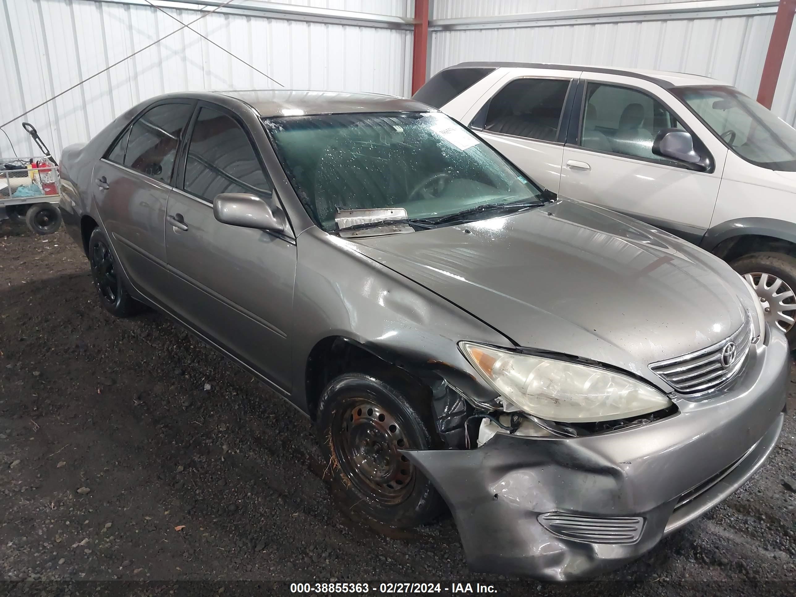 TOYOTA CAMRY LE 2005 4t1be30kx5u956644