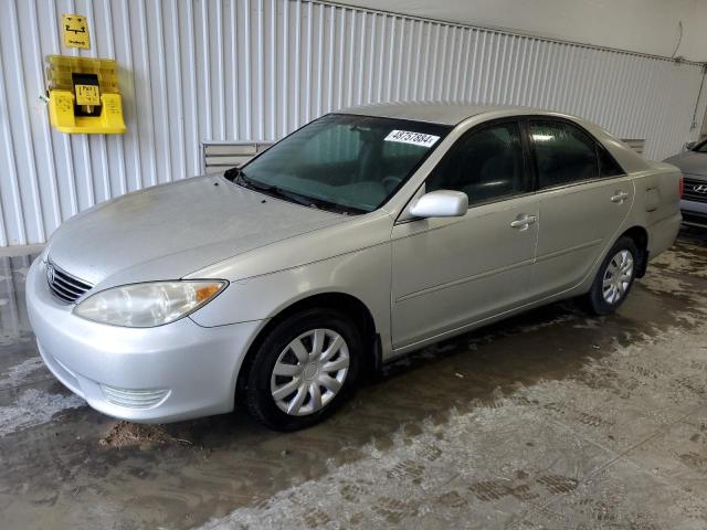 TOYOTA CAMRY 2004 4t1be32k05u044814