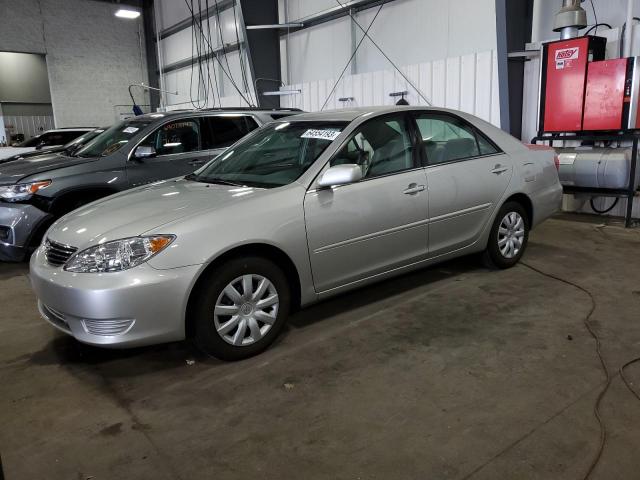 TOYOTA CAMRY LE 2005 4t1be32k05u046594