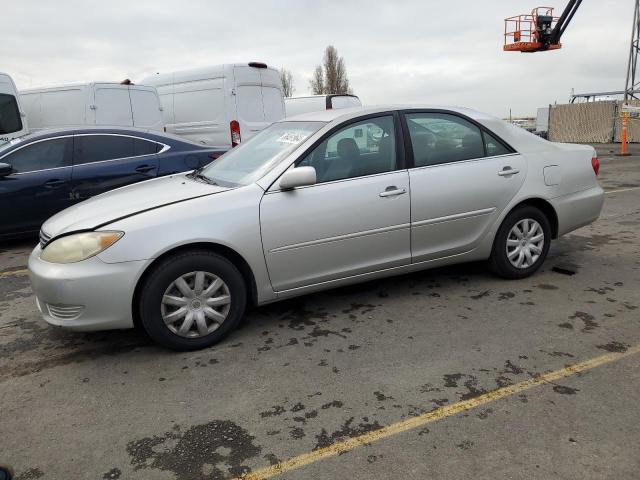 TOYOTA CAMRY LE 2005 4t1be32k05u387204