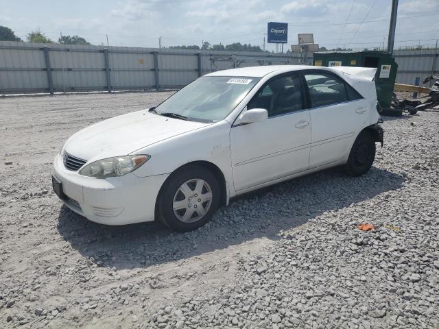 TOYOTA CAMRY LE 2005 4t1be32k05u577519