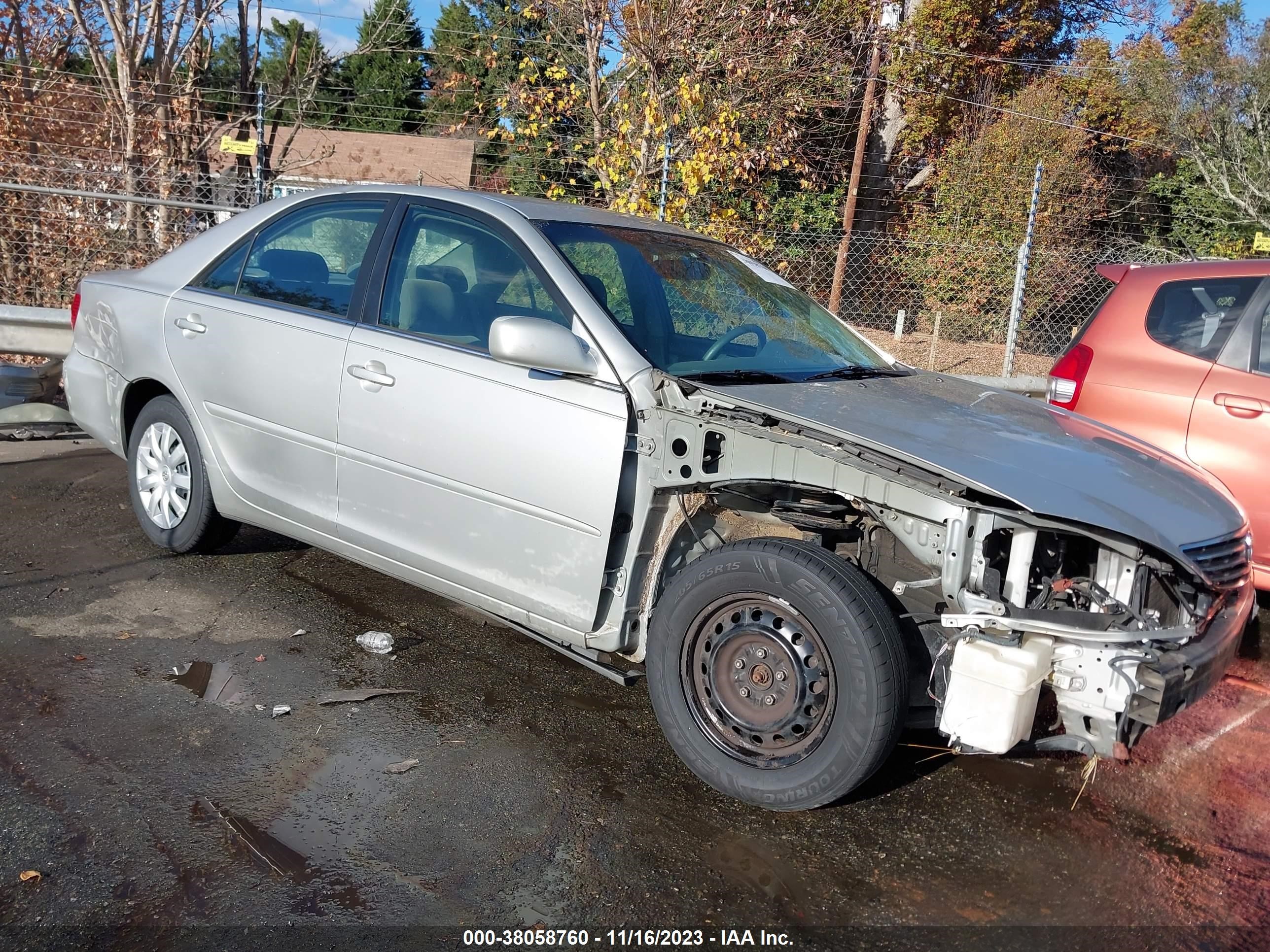 TOYOTA CAMRY 2005 4t1be32k05u975667