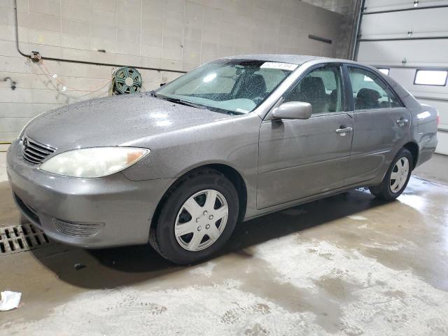 TOYOTA CAMRY 2005 4t1be32k05u994252