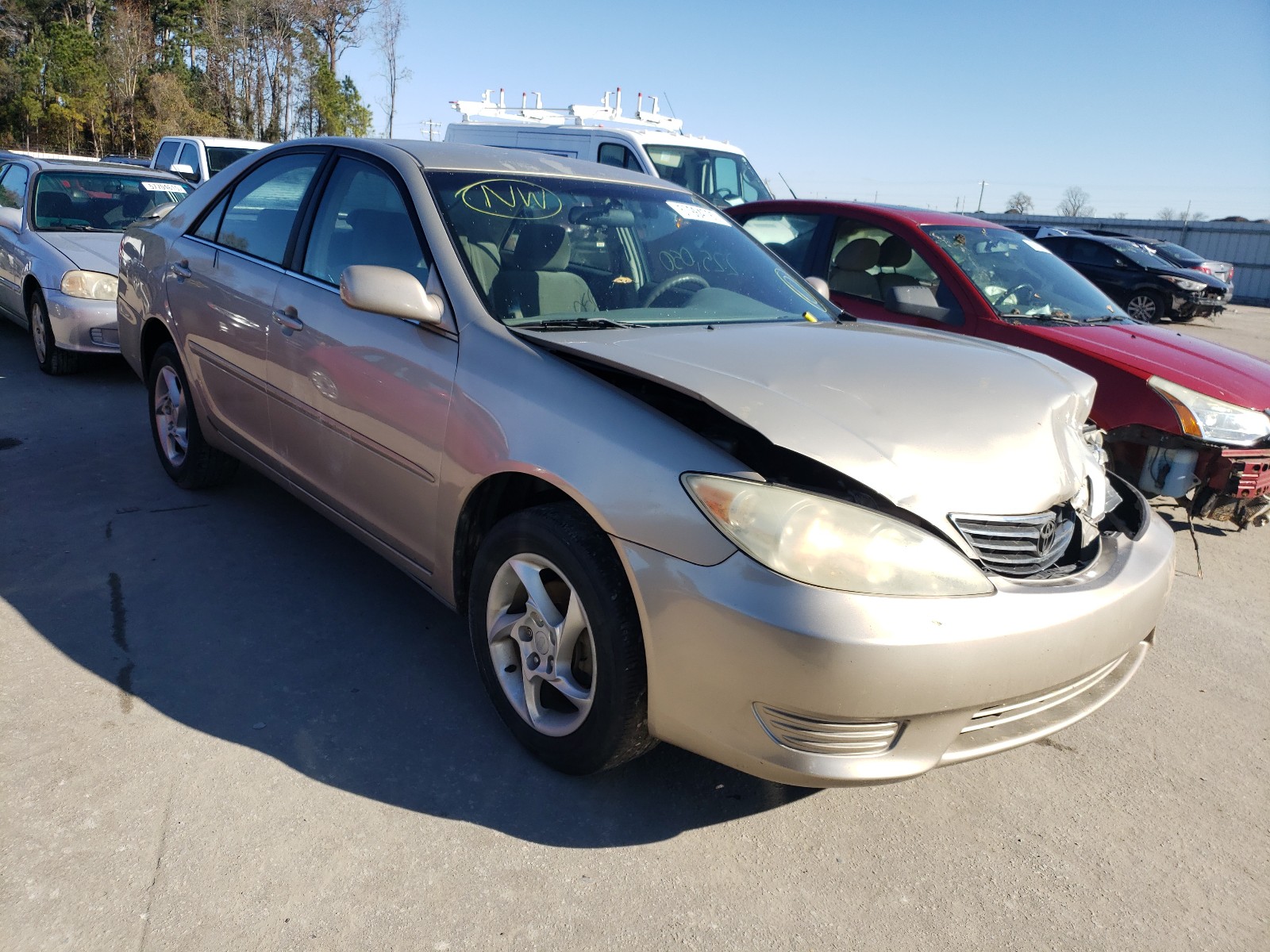 TOYOTA CAMRY LE 2005 4t1be32k15u069589