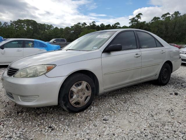 TOYOTA CAMRY LE 2005 4t1be32k15u091169