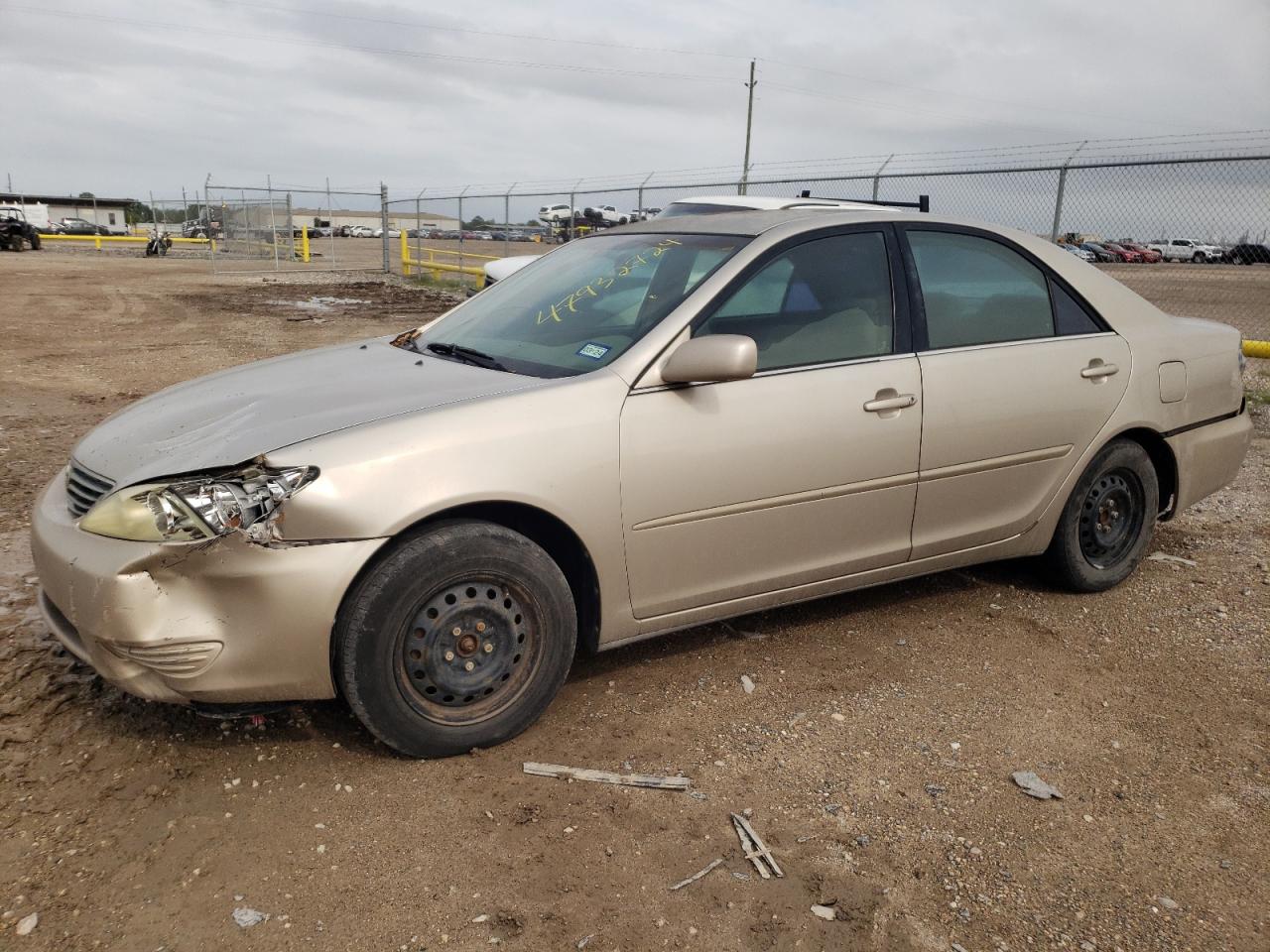 TOYOTA CAMRY 2005 4t1be32k15u561085