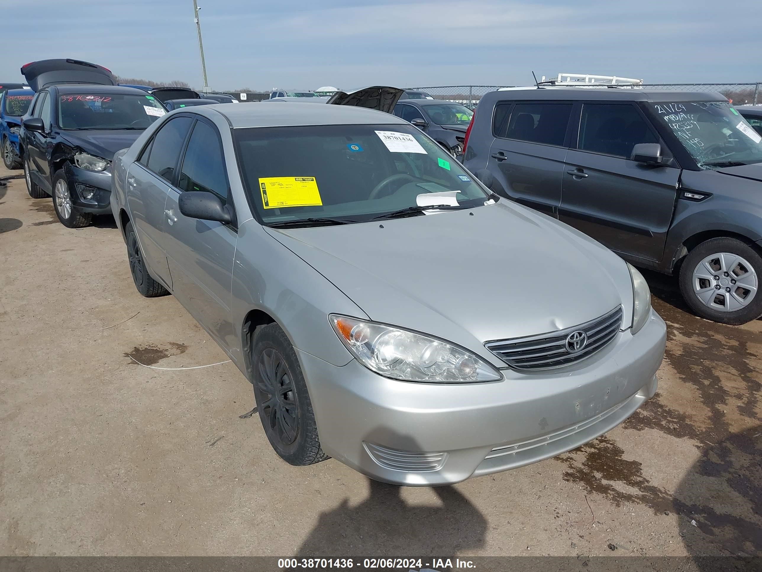 TOYOTA CAMRY 2005 4t1be32k15u593776