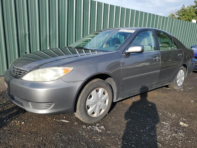 TOYOTA CAMRY LE 2005 4t1be32k15u957257