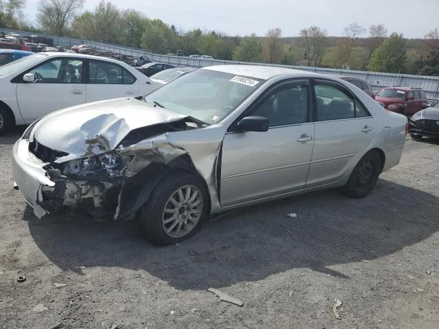 TOYOTA CAMRY LE 2005 4t1be32k15u976844