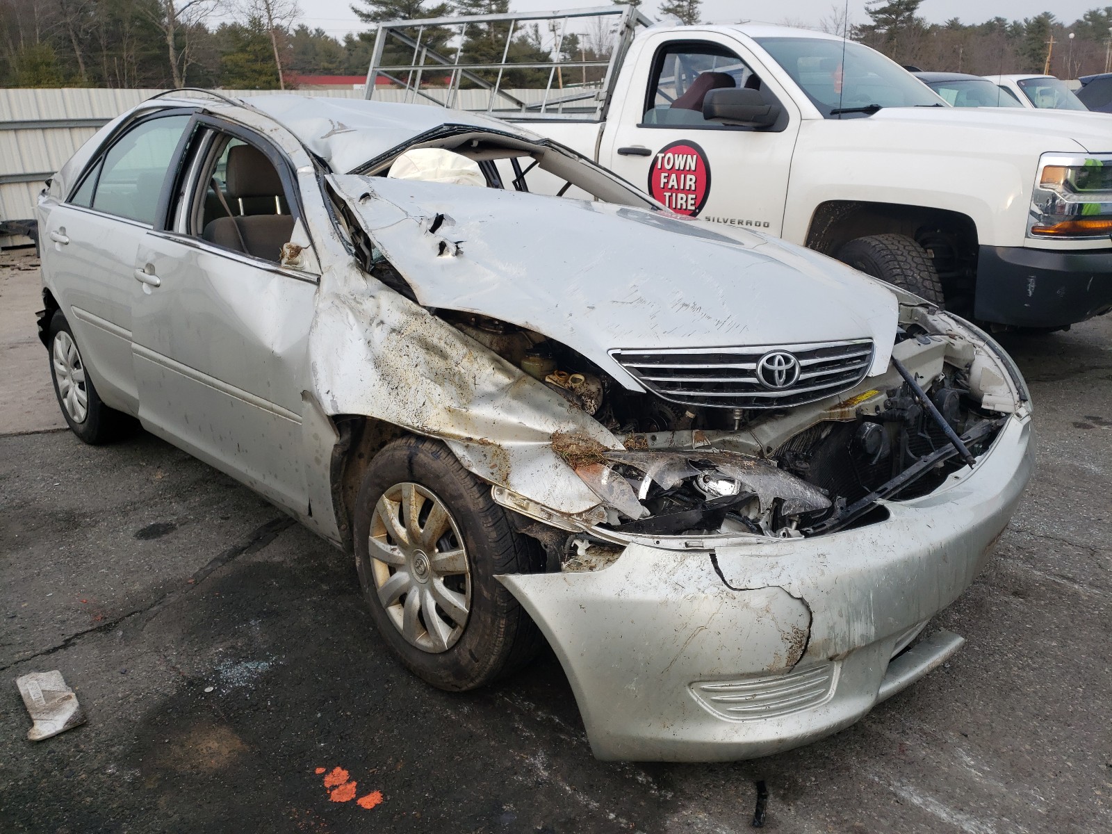 TOYOTA CAMRY LE 2005 4t1be32k15u986645