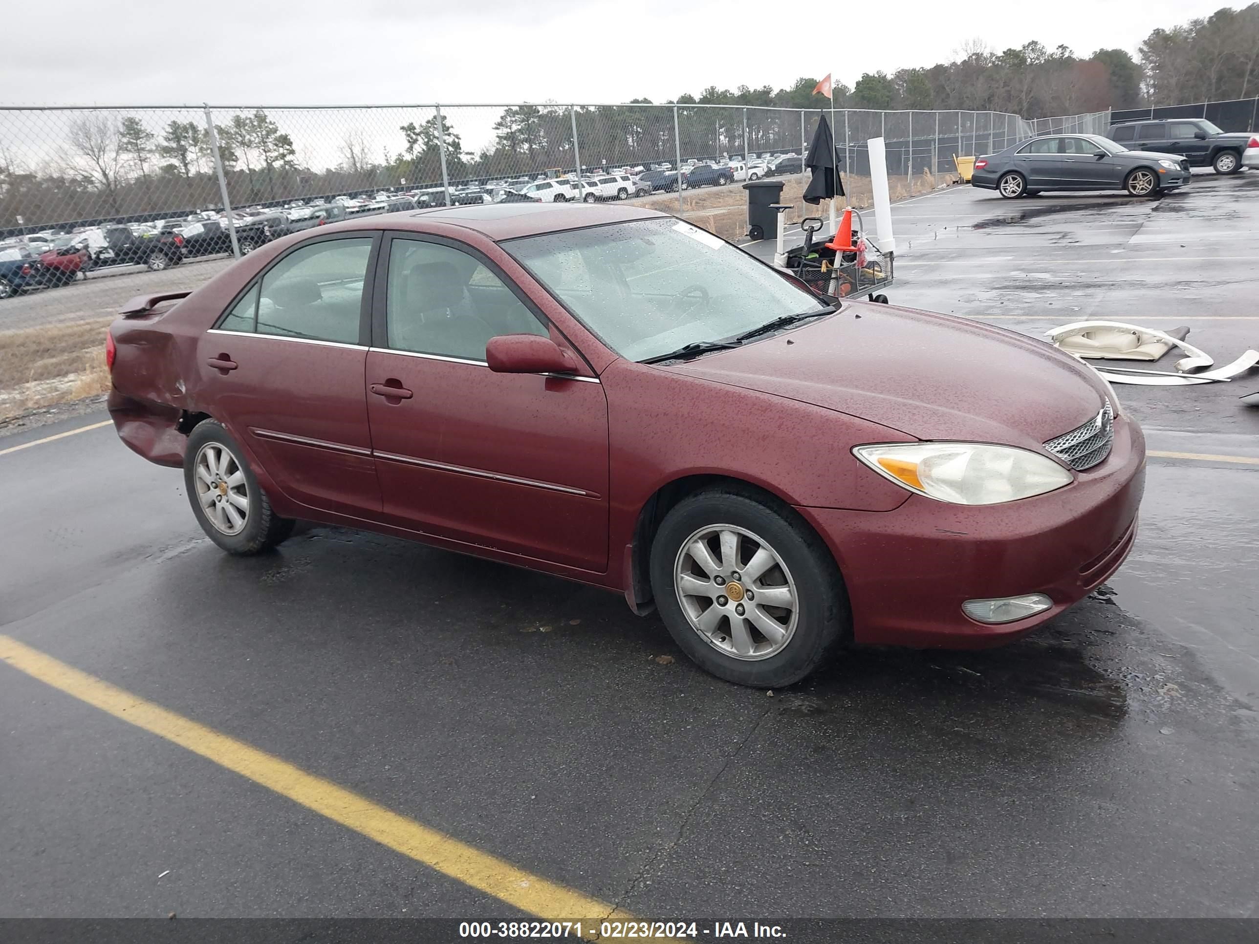 TOYOTA CAMRY 2004 4t1be32k24u276619