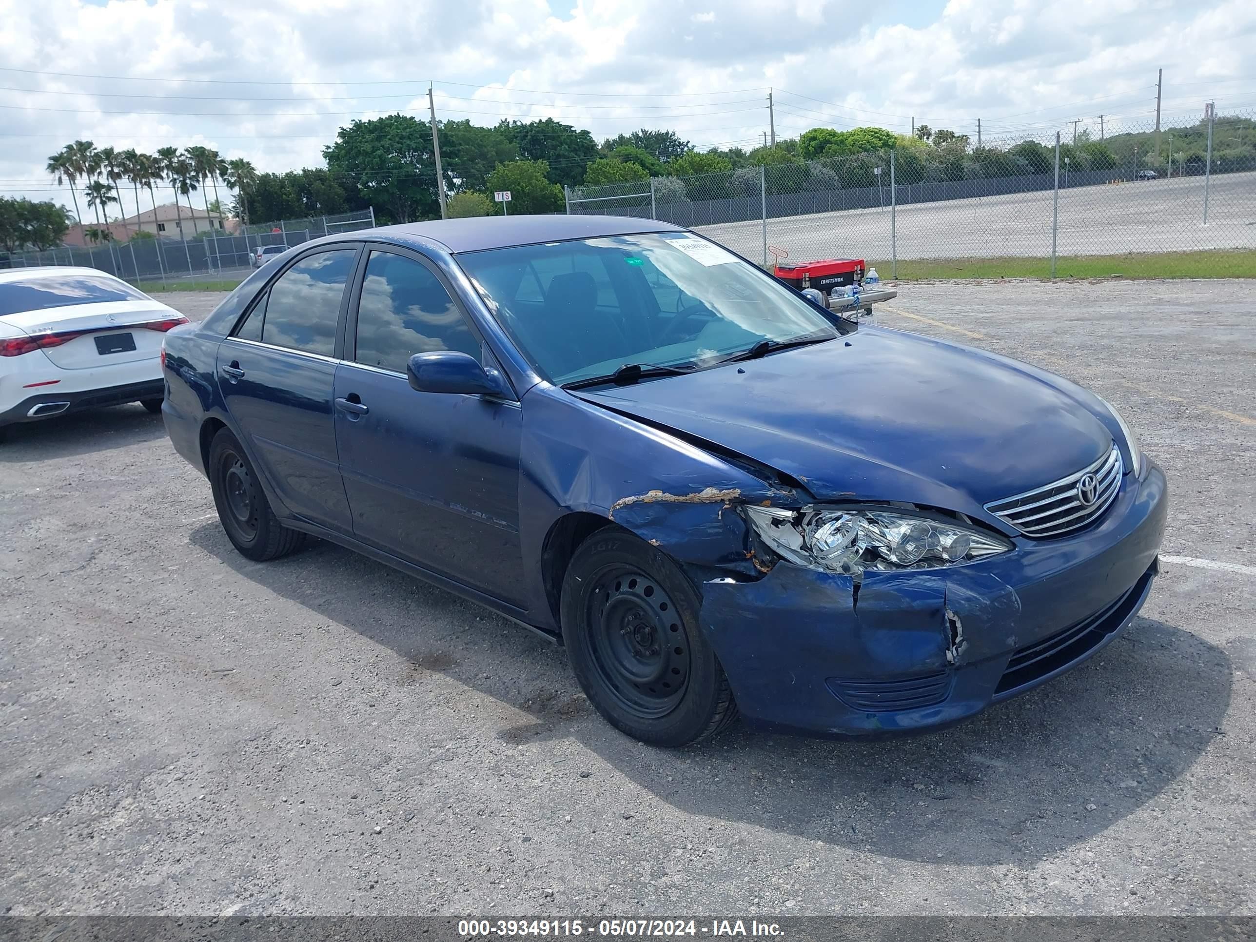 TOYOTA CAMRY 2005 4t1be32k25u038111