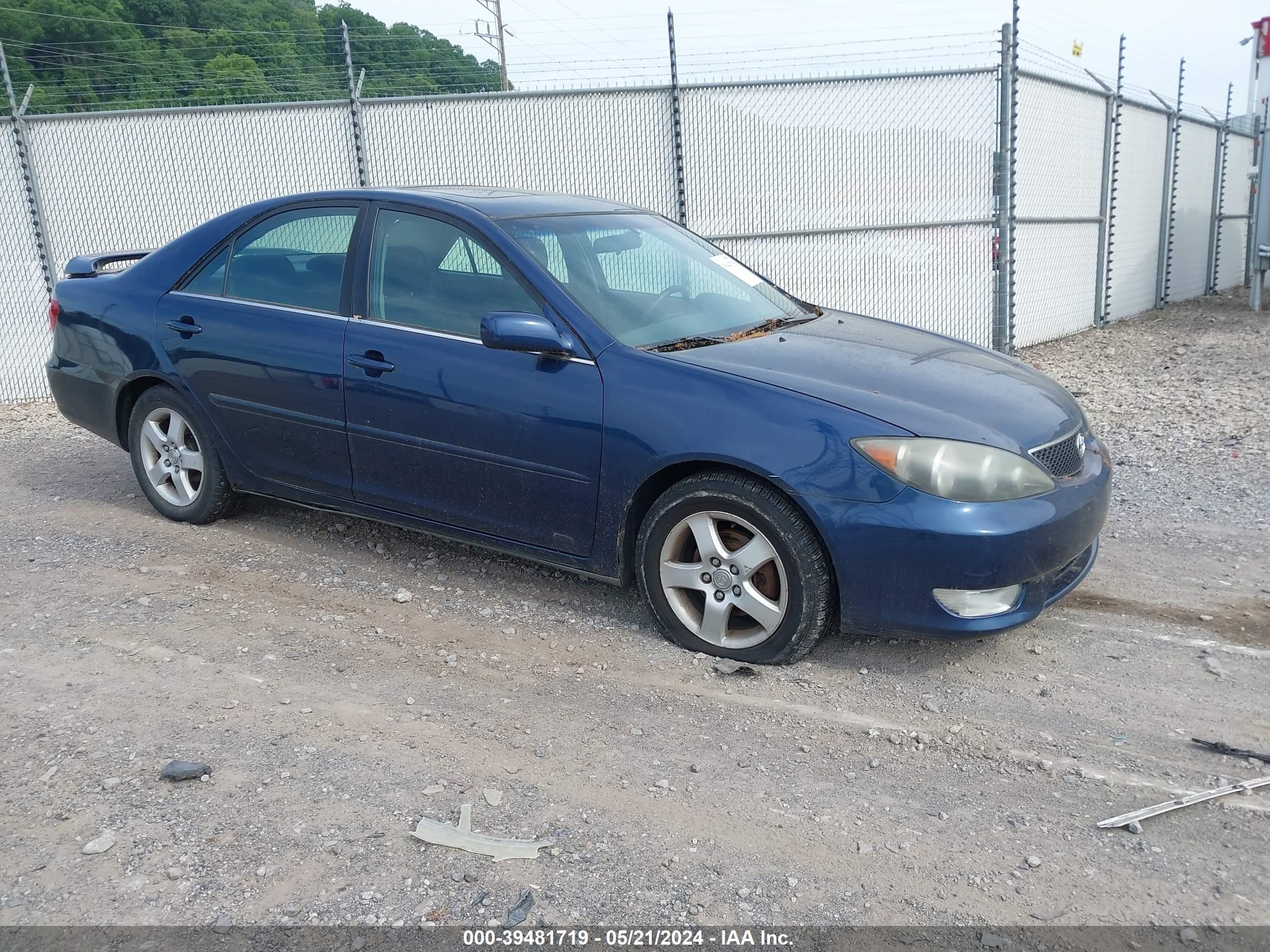 TOYOTA CAMRY 2005 4t1be32k25u080729