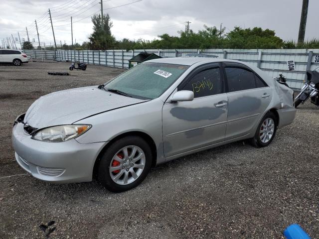 TOYOTA CAMRY LE 2005 4t1be32k25u527379