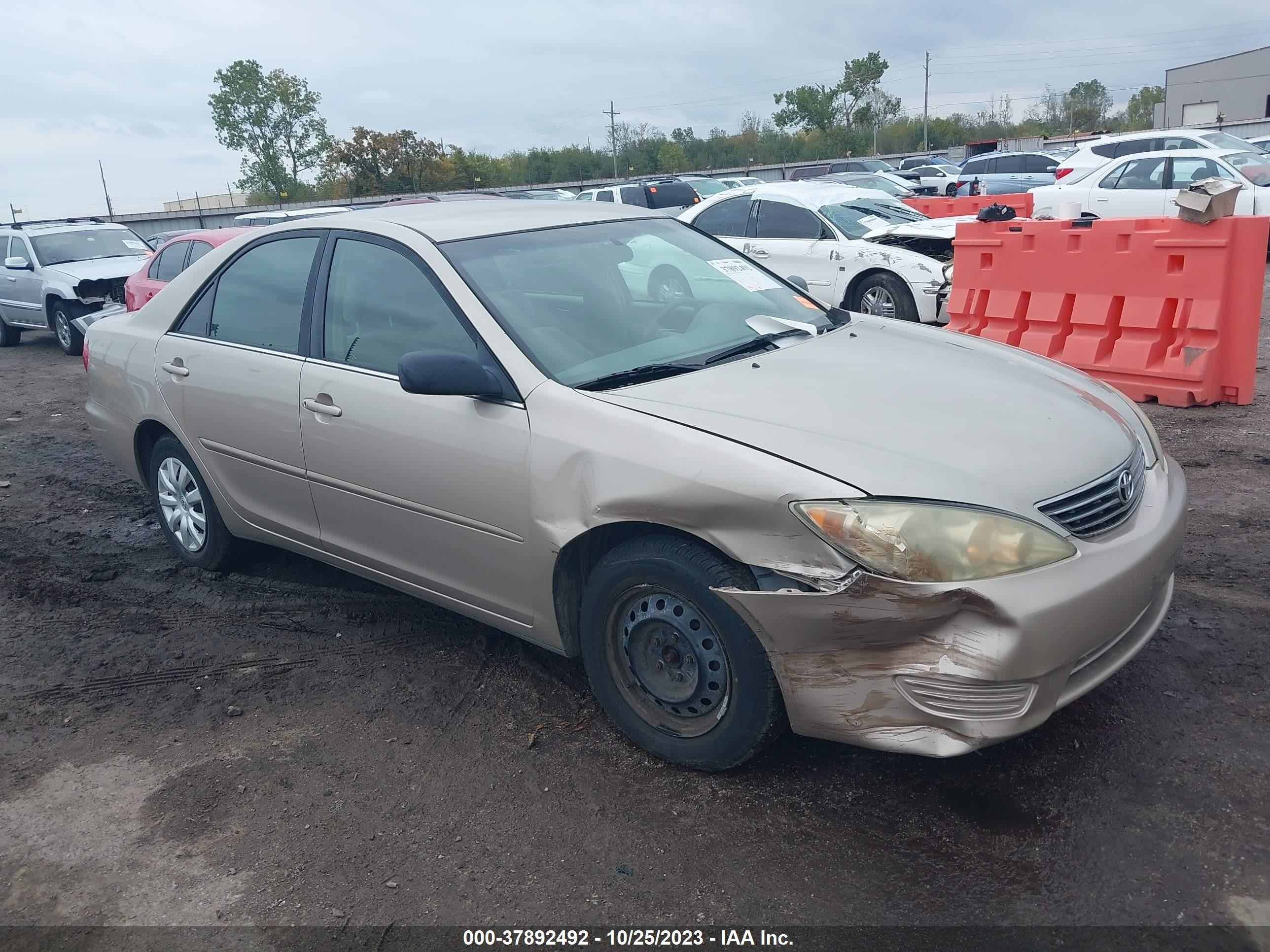 TOYOTA CAMRY 2005 4t1be32k25u552721