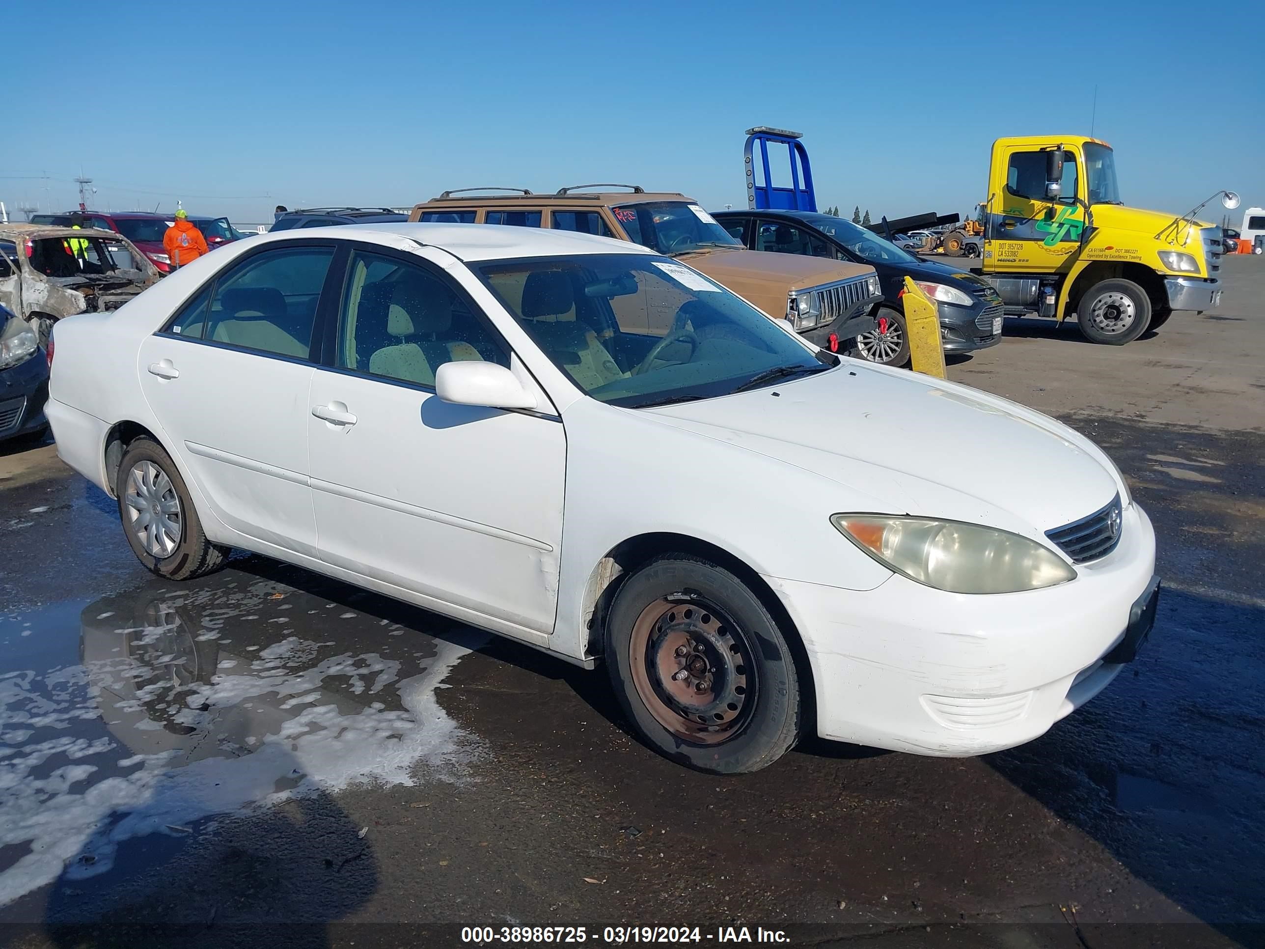 TOYOTA CAMRY 2005 4t1be32k25u555683