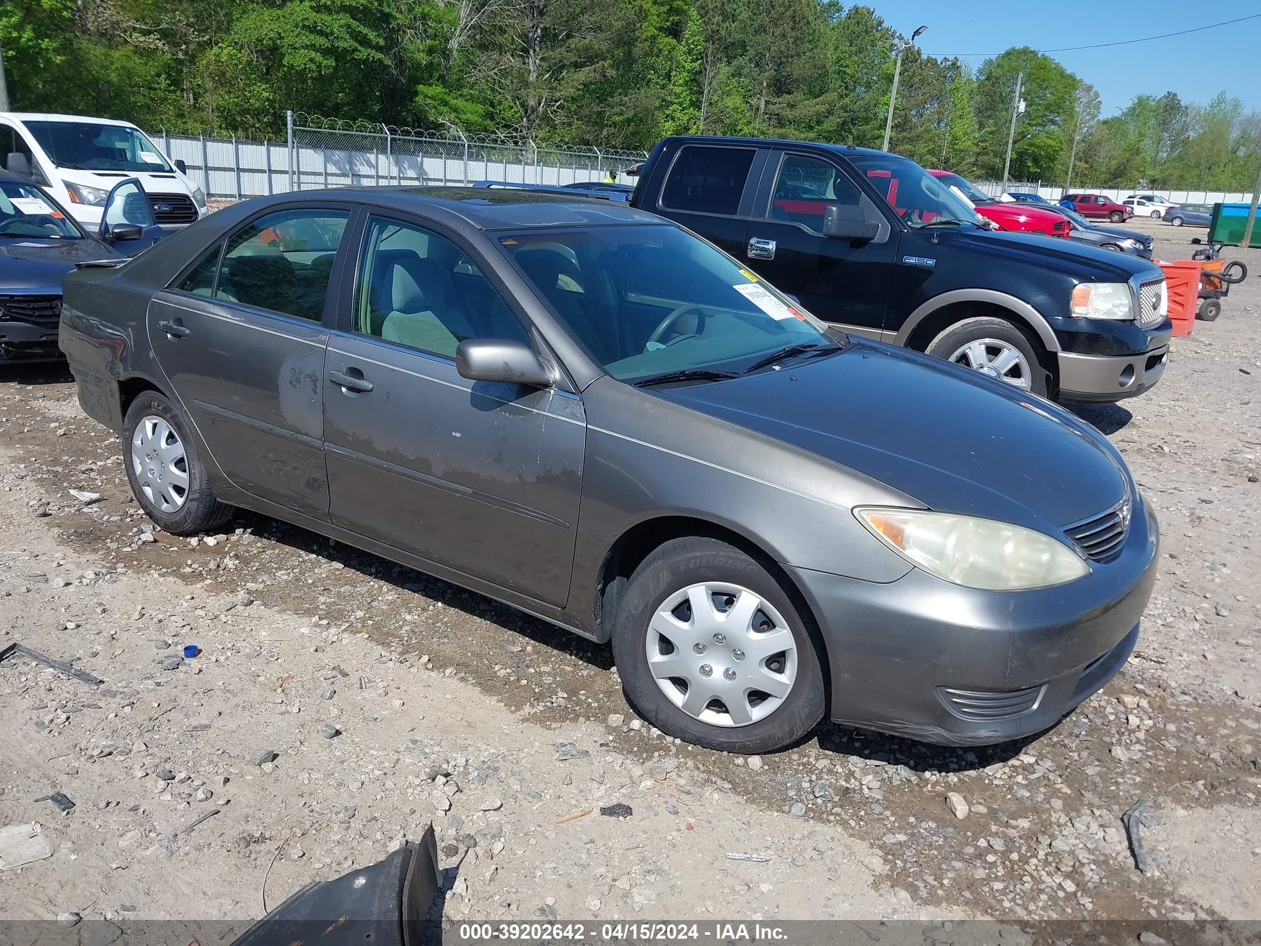 TOYOTA CAMRY 2006 4t1be32k26u741807