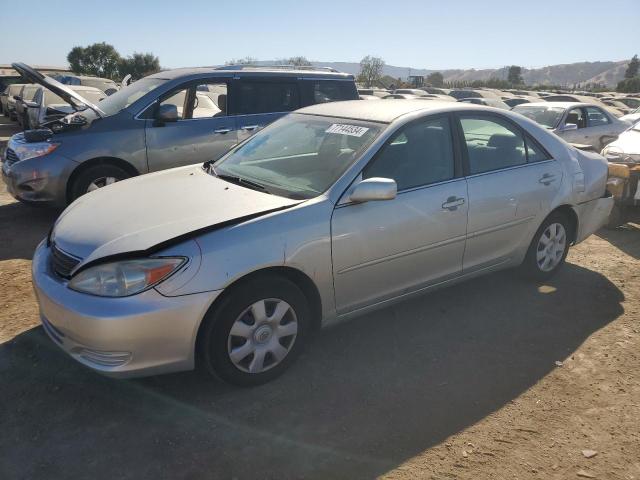 TOYOTA CAMRY LE 2002 4t1be32k32u548303