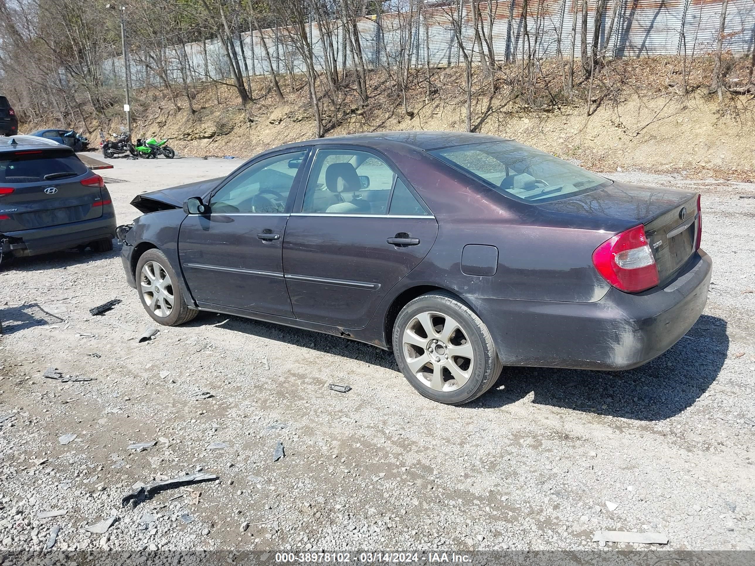 TOYOTA CAMRY 2002 4t1be32k32u578983