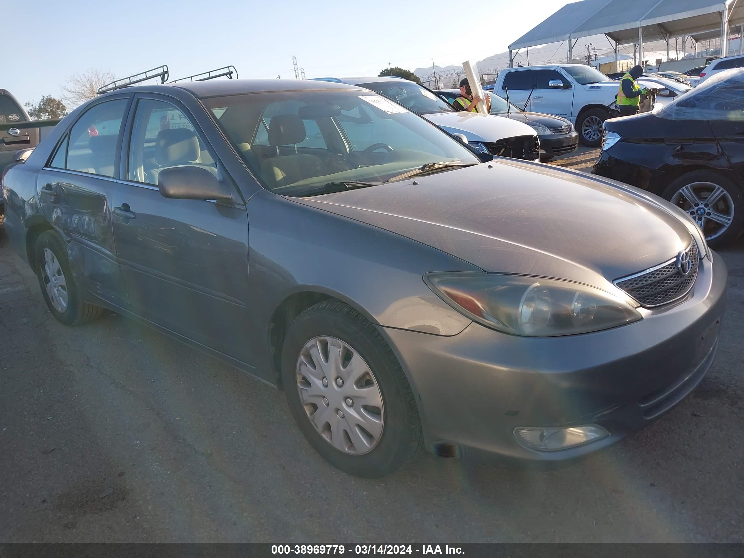 TOYOTA CAMRY 2002 4t1be32k32u585772