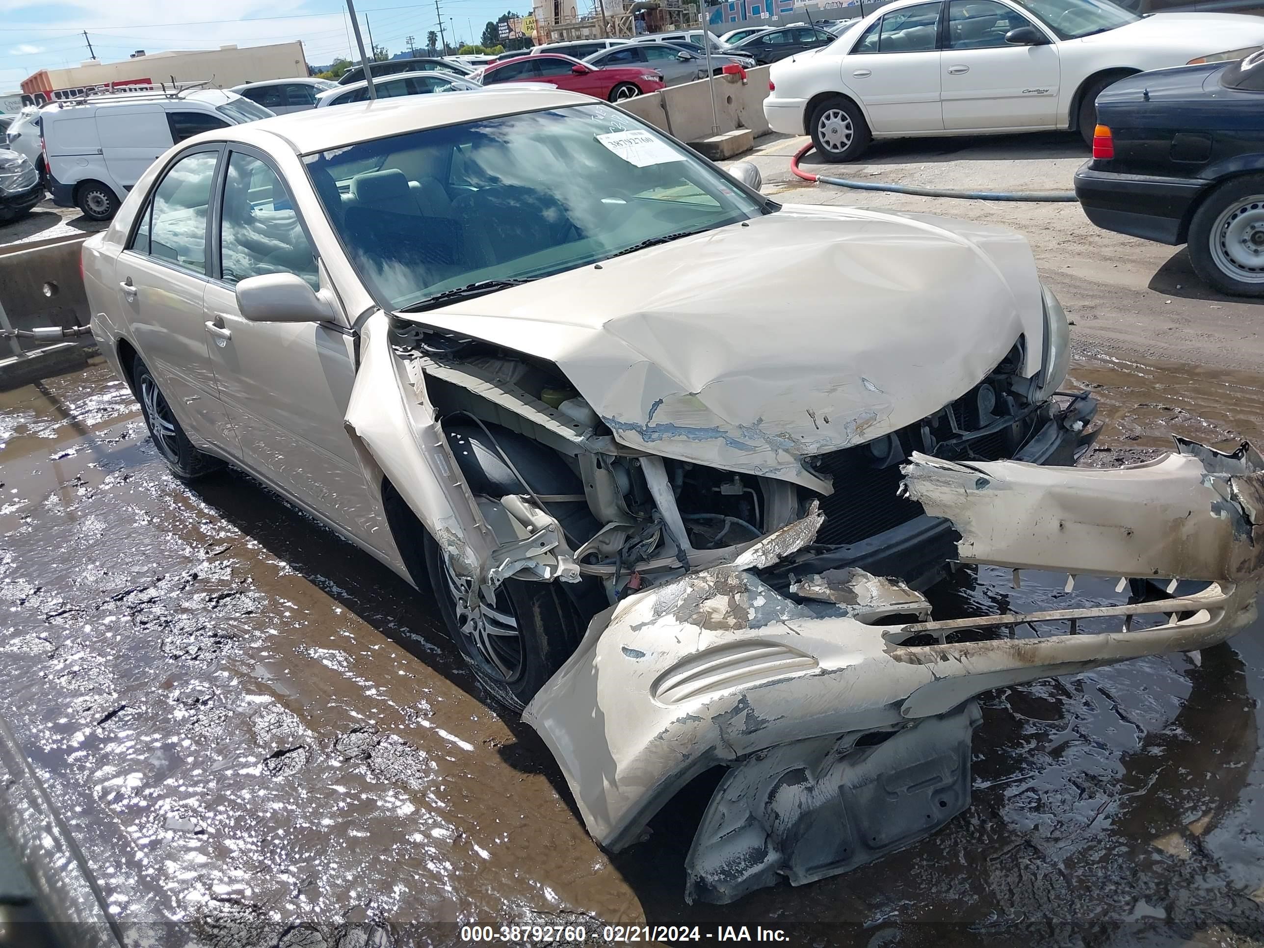 TOYOTA CAMRY 2003 4t1be32k33u167536