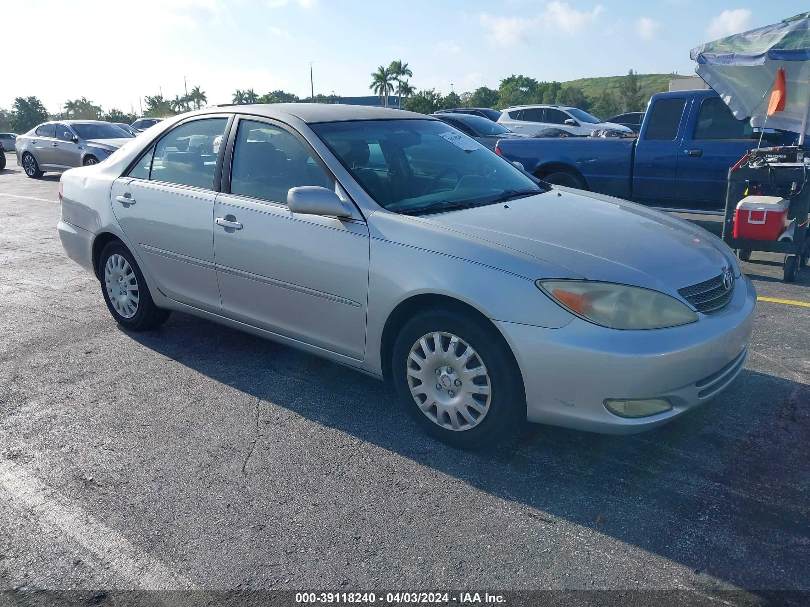 TOYOTA CAMRY 2003 4t1be32k33u226052