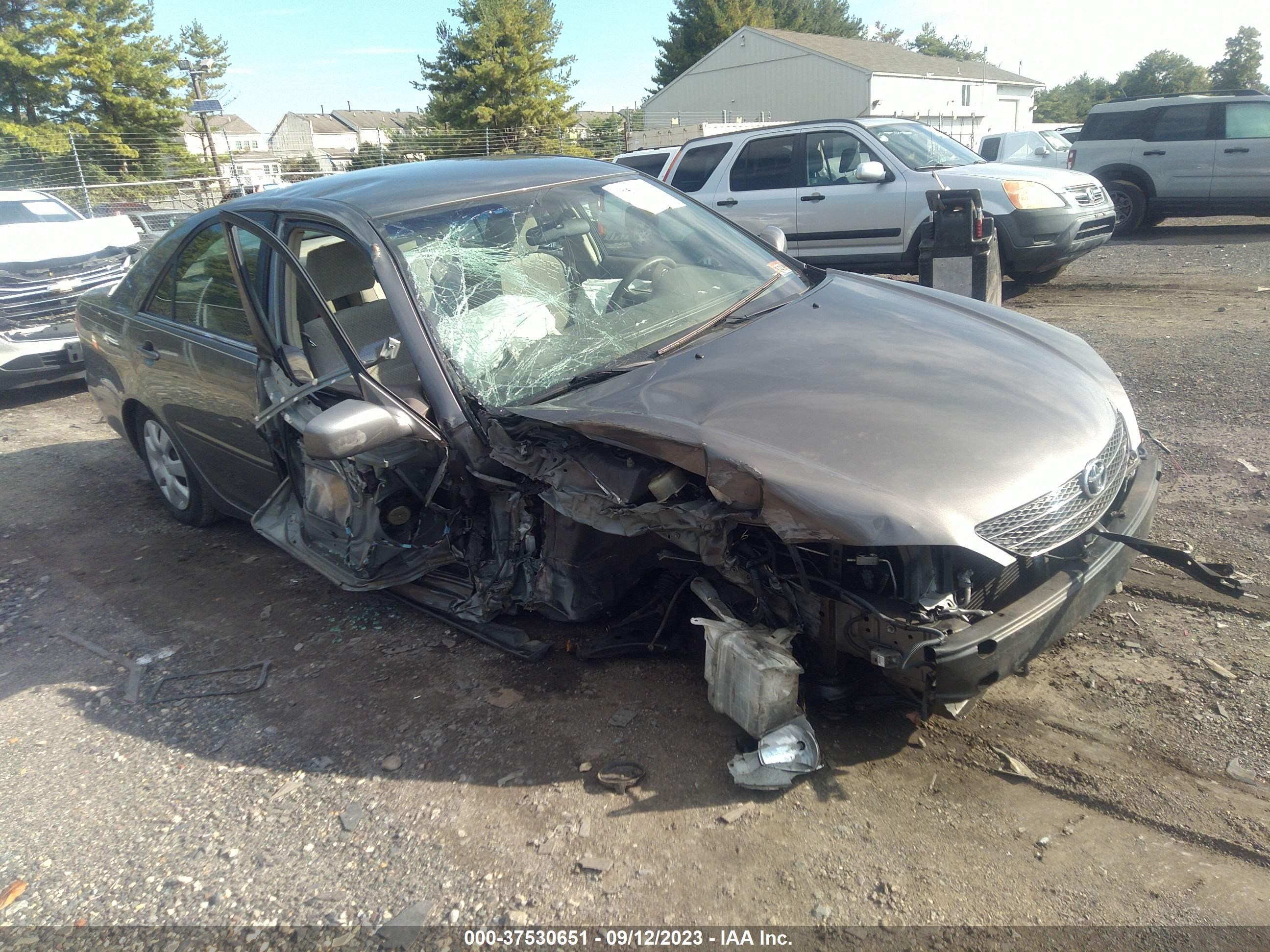 TOYOTA CAMRY 2003 4t1be32k33u675828