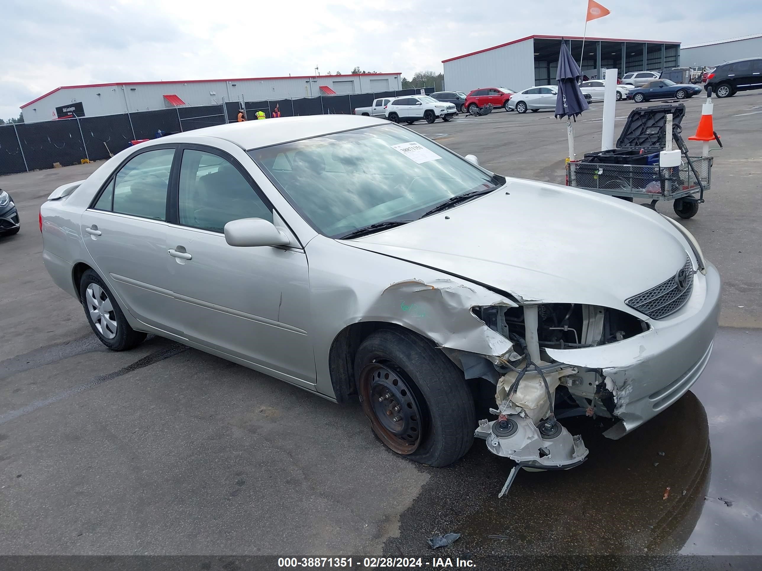 TOYOTA CAMRY 2004 4t1be32k34u788552