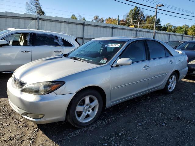 TOYOTA CAMRY LE 2004 4t1be32k34u816401