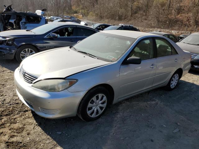 TOYOTA CAMRY LE 2005 4t1be32k35u014982