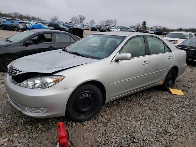 TOYOTA CAMRY LE 2005 4t1be32k35u059050