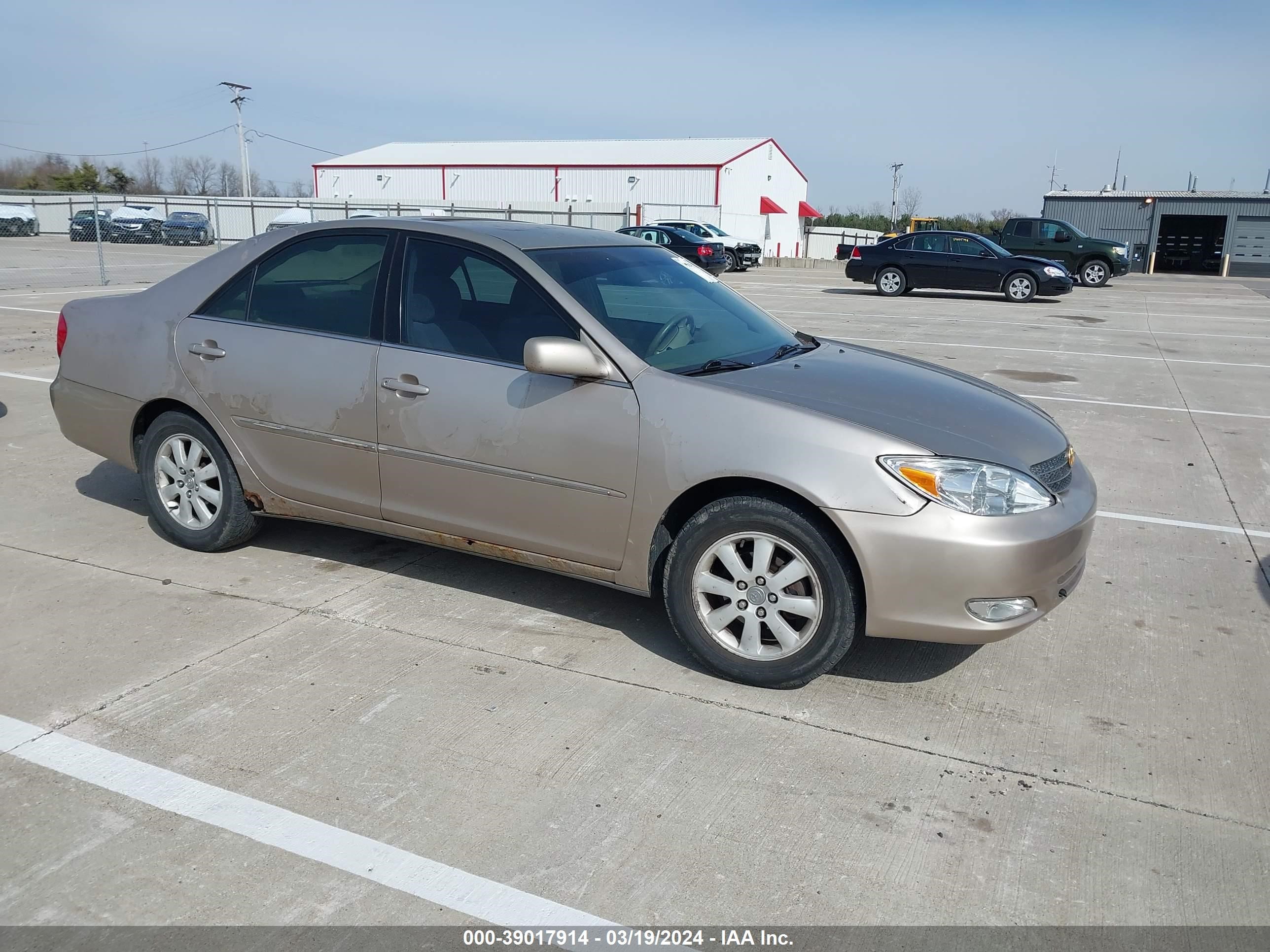 TOYOTA CAMRY 2003 4t1be32k43u668807