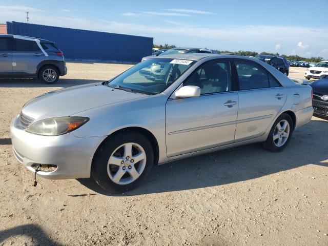 TOYOTA CAMRY LE 2004 4t1be32k44u920816