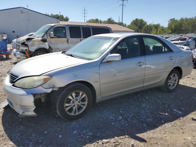 TOYOTA CAMRY LE 2005 4t1be32k45u048803