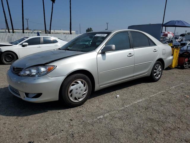 TOYOTA CAMRY 2005 4t1be32k45u057176