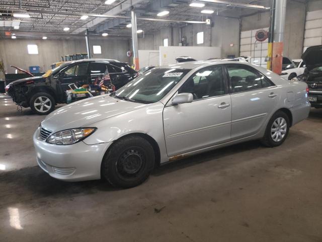 TOYOTA CAMRY LE 2005 4t1be32k45u404814