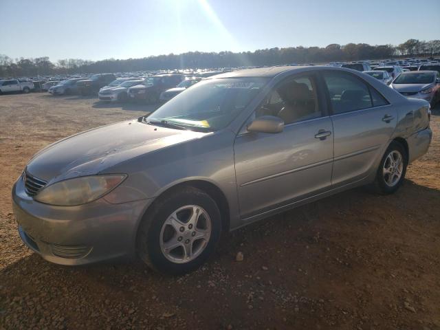 TOYOTA CAMRY 2005 4t1be32k45u588250