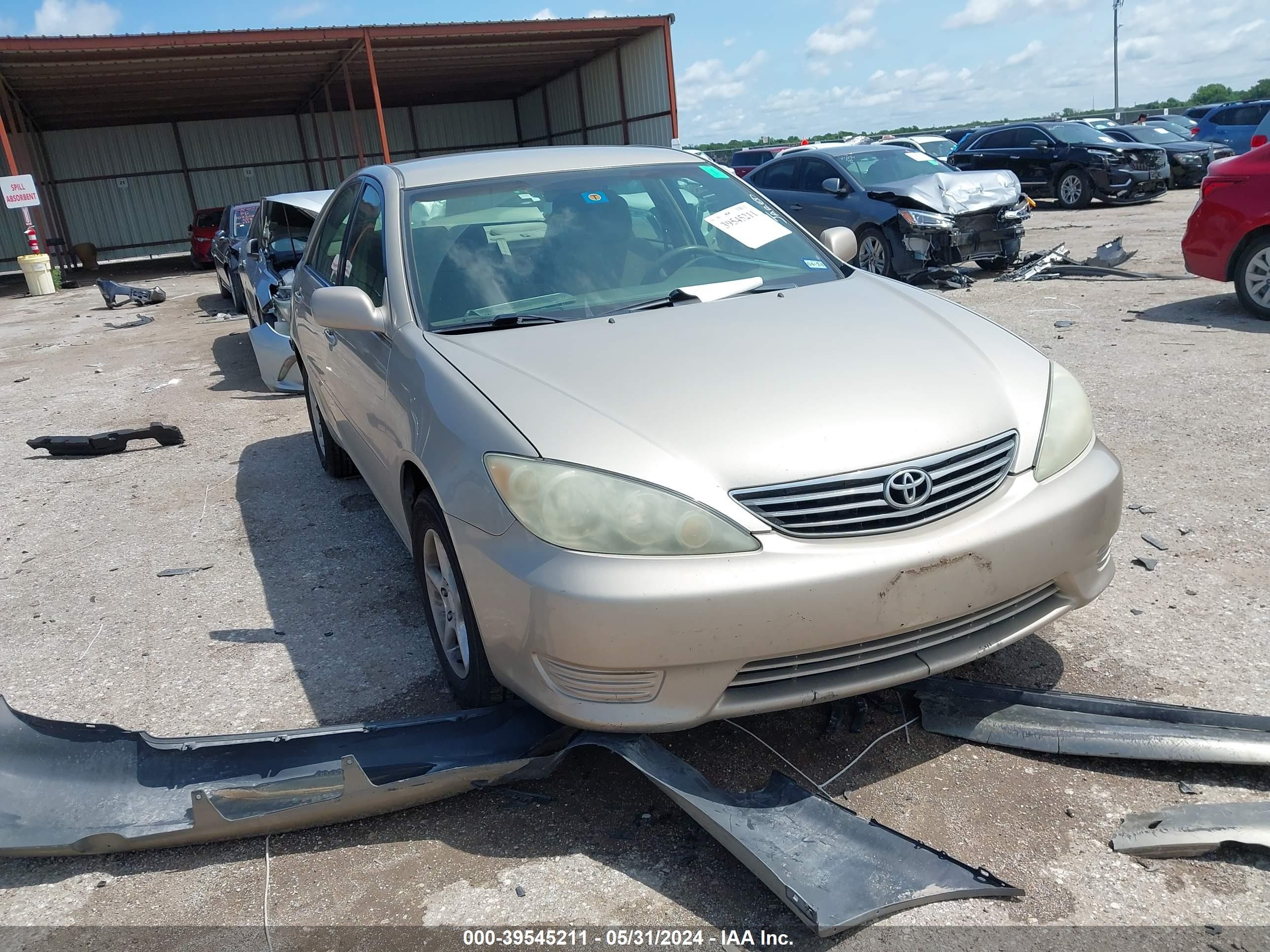 TOYOTA CAMRY 2005 4t1be32k45u596185