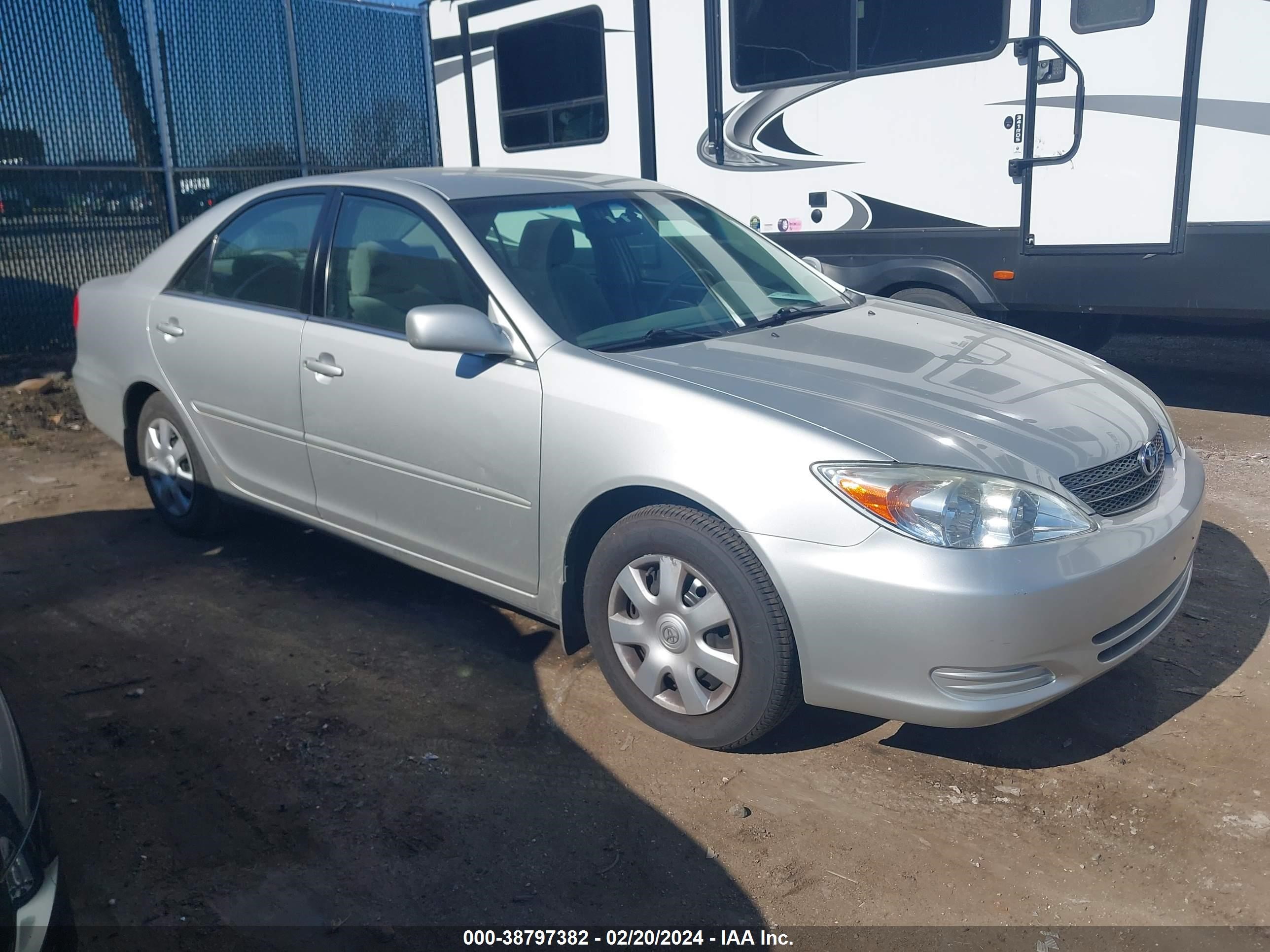 TOYOTA CAMRY 2002 4t1be32k52u531146