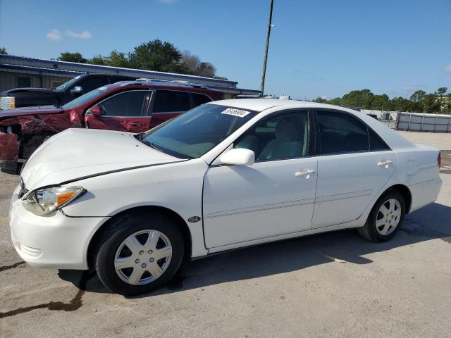 TOYOTA CAMRY LE 2003 4t1be32k53u209740