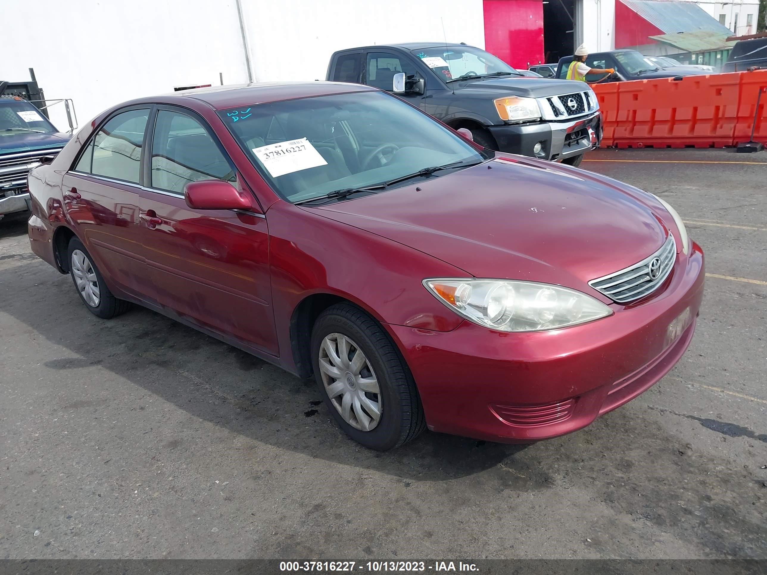 TOYOTA CAMRY 2005 4t1be32k55u008956