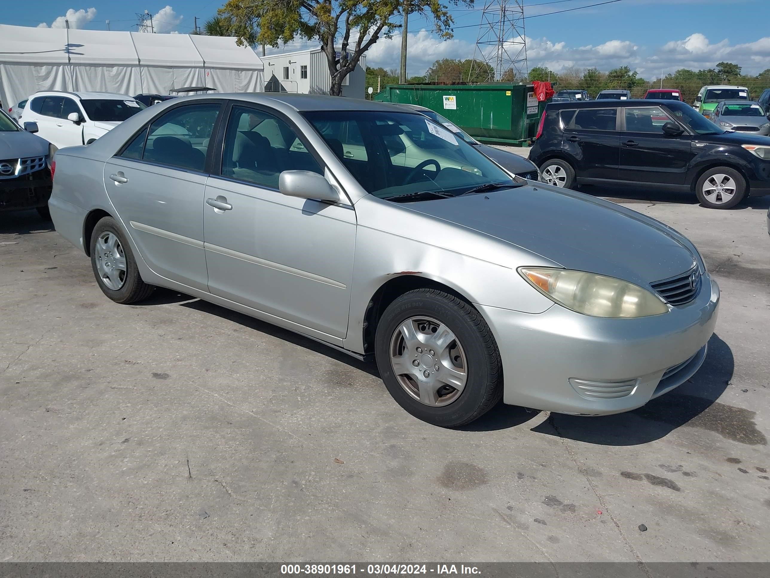 TOYOTA CAMRY 2005 4t1be32k55u037504