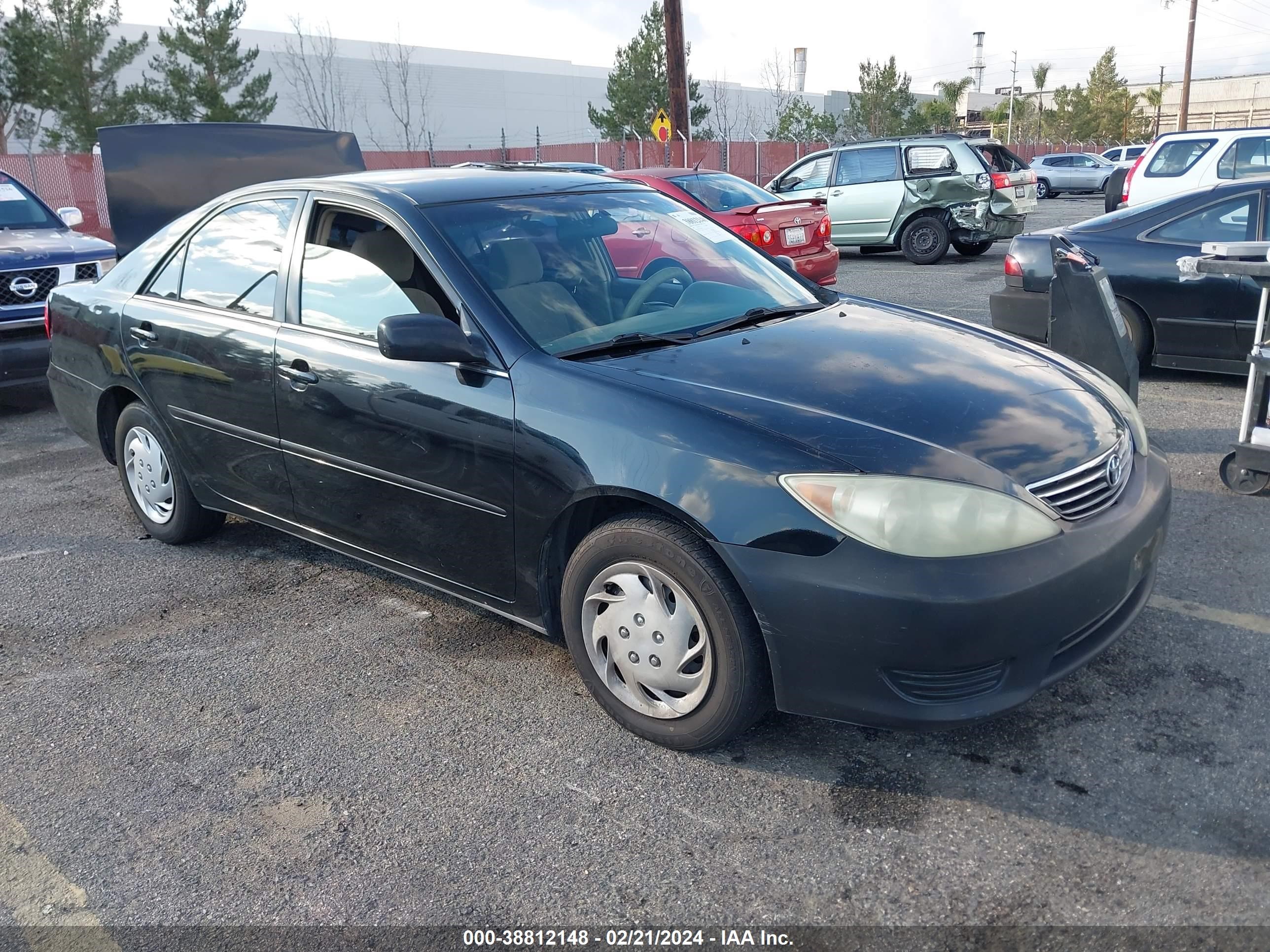 TOYOTA CAMRY 2005 4t1be32k55u063665