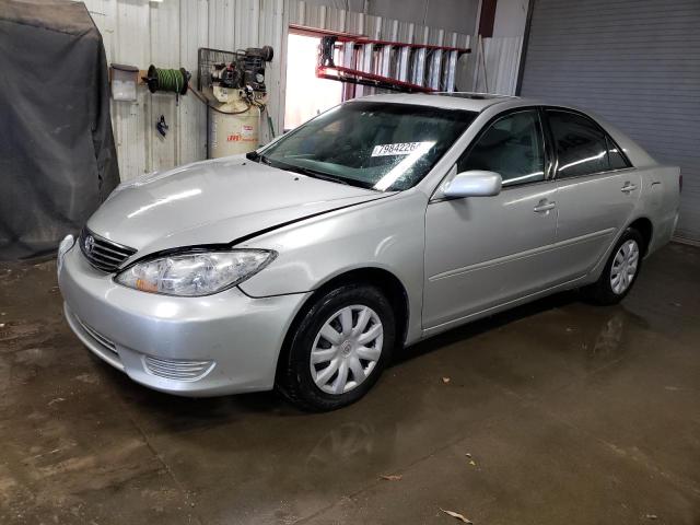 TOYOTA CAMRY LE 2005 4t1be32k55u403297