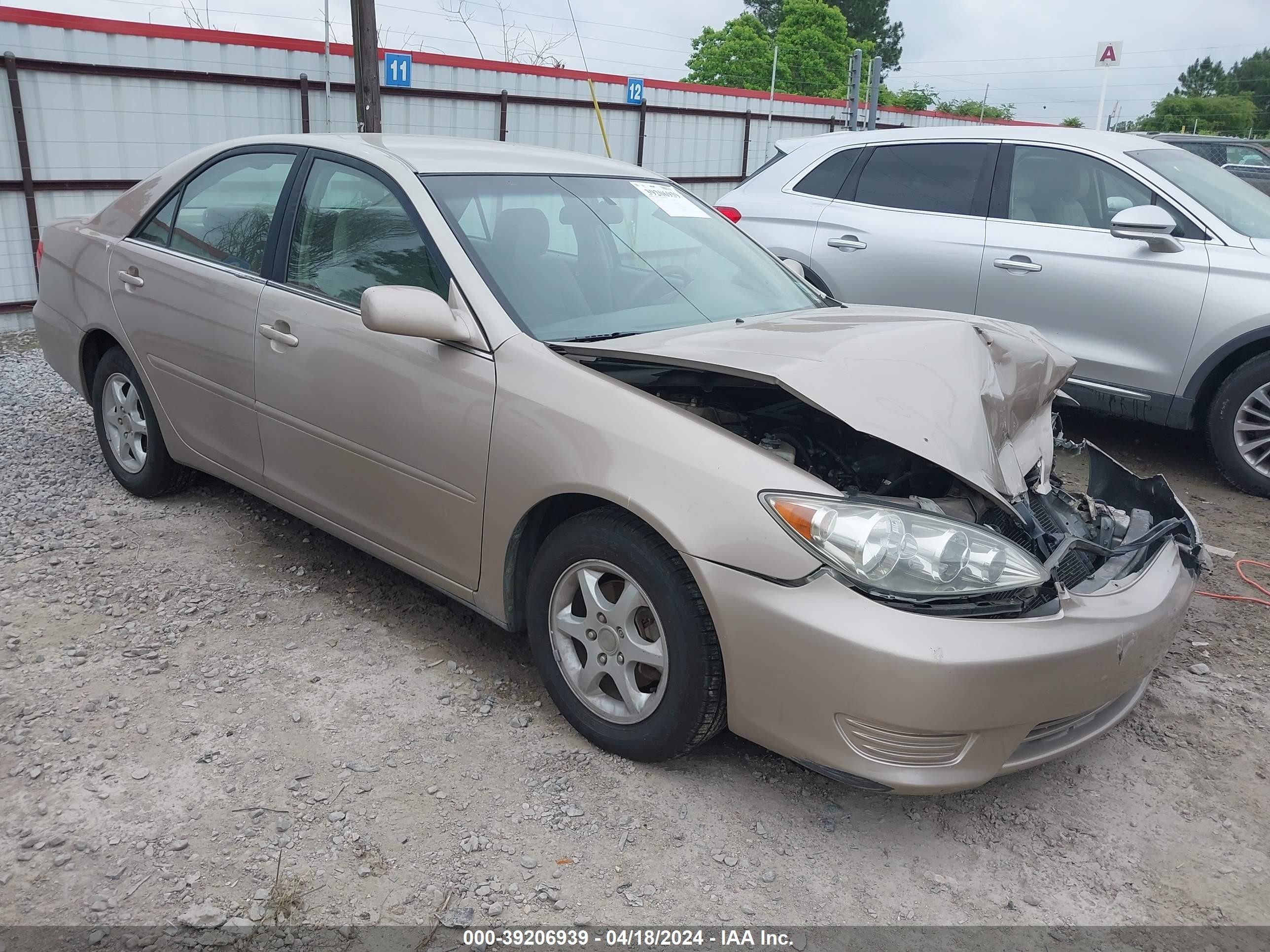 TOYOTA CAMRY 2005 4t1be32k55u500659